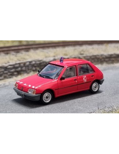 REE MODELES CB153 1:87 PEUGEOT 205 GE GENDARMERIE (BLANDES BLANCHES)